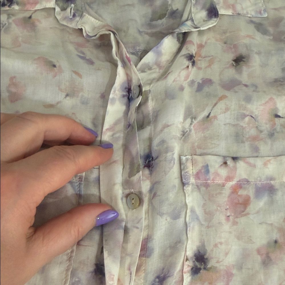 Cloth & Stone XS Watercolor Floral Sheer Button Front Pocket Blouse - Picture 9 of 11